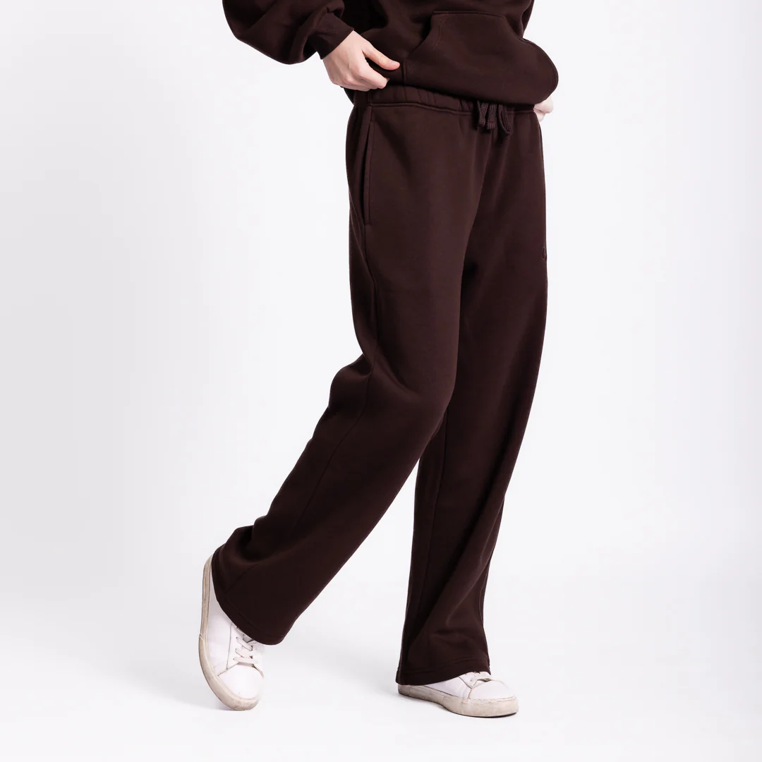 Kingdom Essential Sweatpants - Image 51