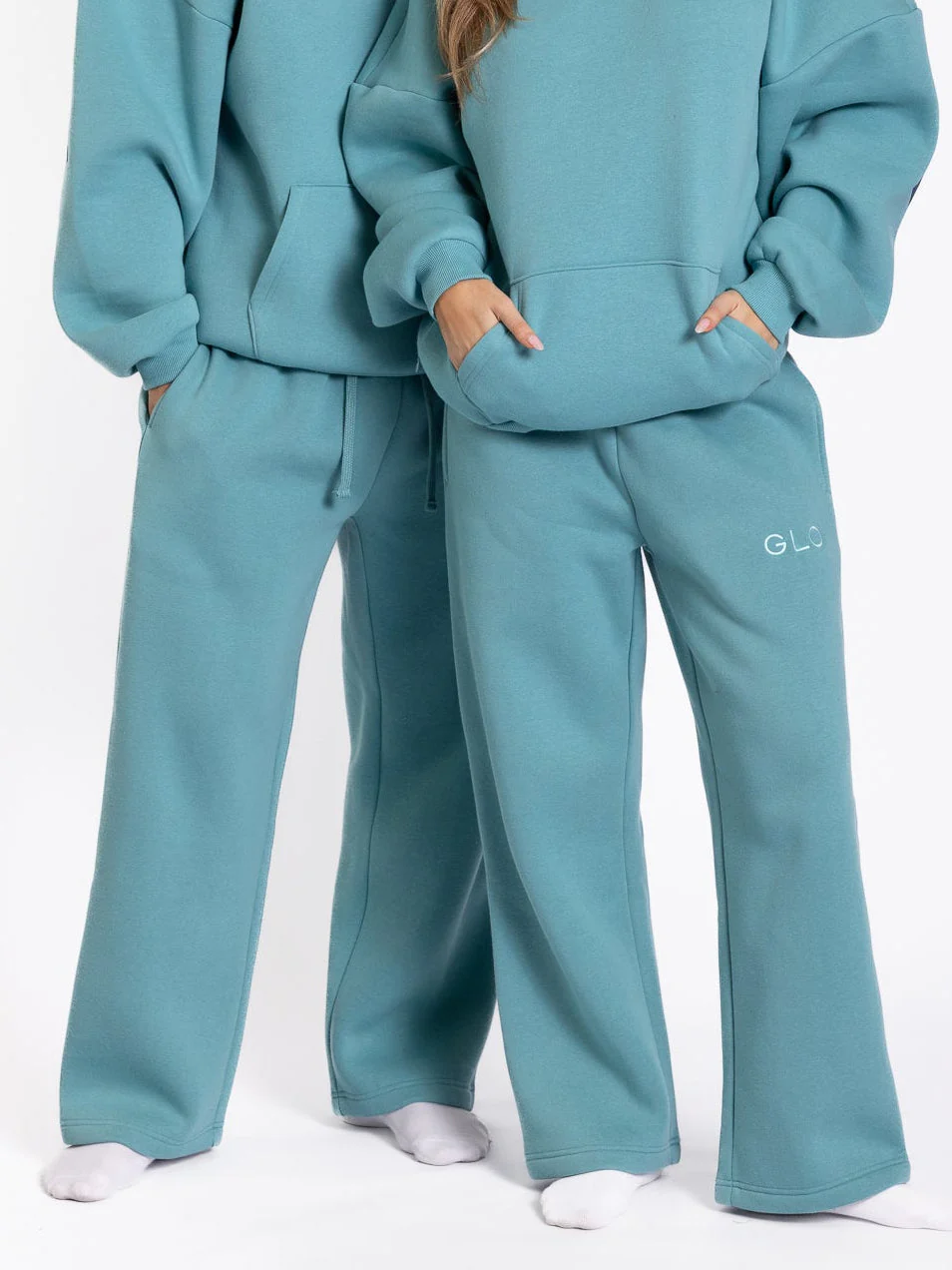 Kingdom Essential Sweatpants - Image 67