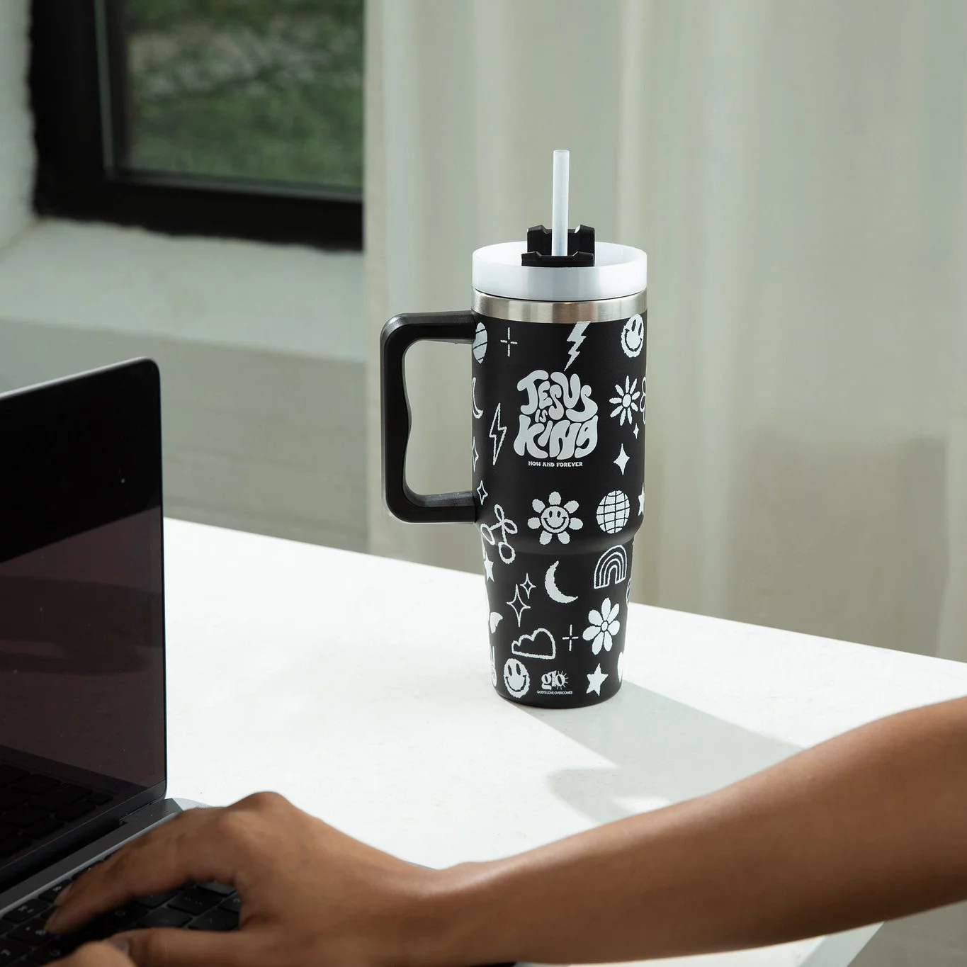 Jesus is King Stainless Steel 30oz Tumbler With Handle - Image 4
