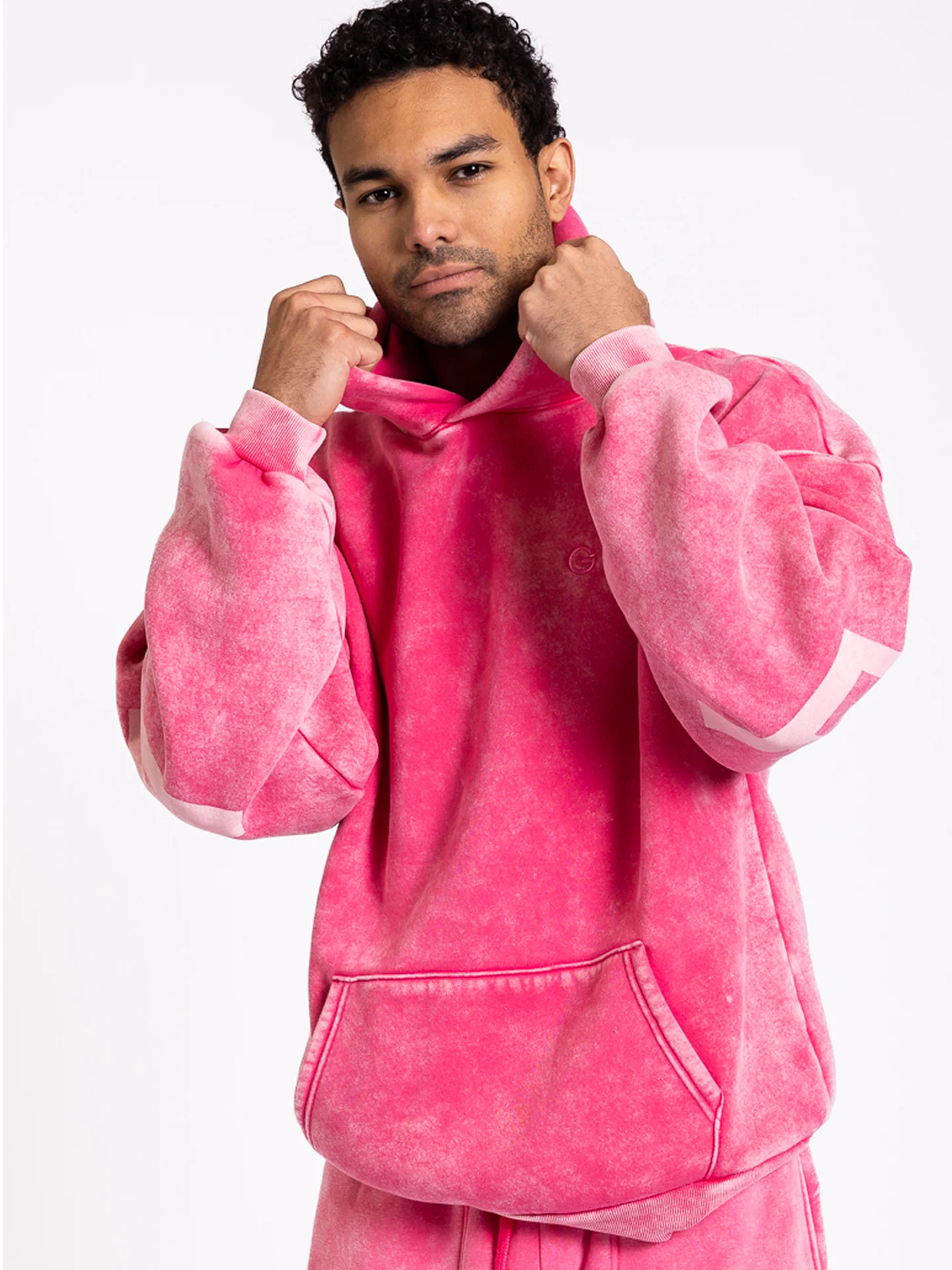 Kingdom Essential Snow Wash Hoodie - Image 29