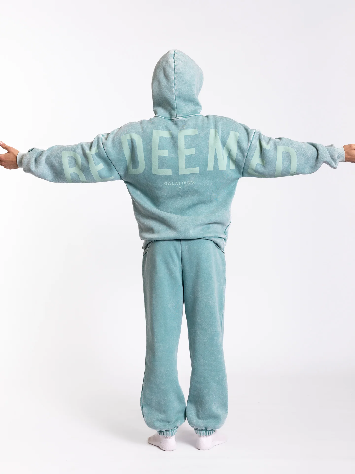 Kingdom Essential Snow Wash Hoodie - Image 51