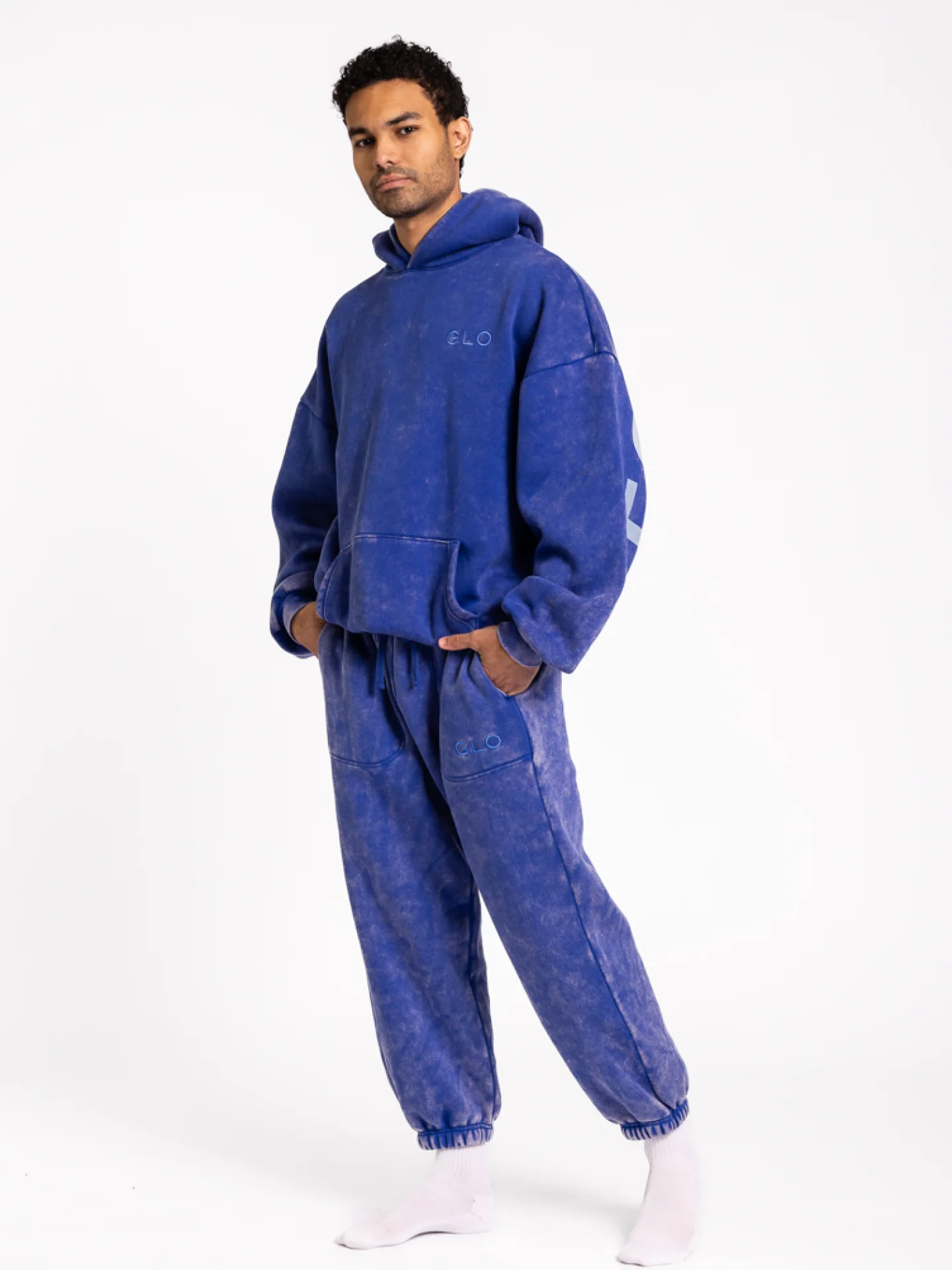 Kingdom Essential Snow Wash Hoodie - Image 9